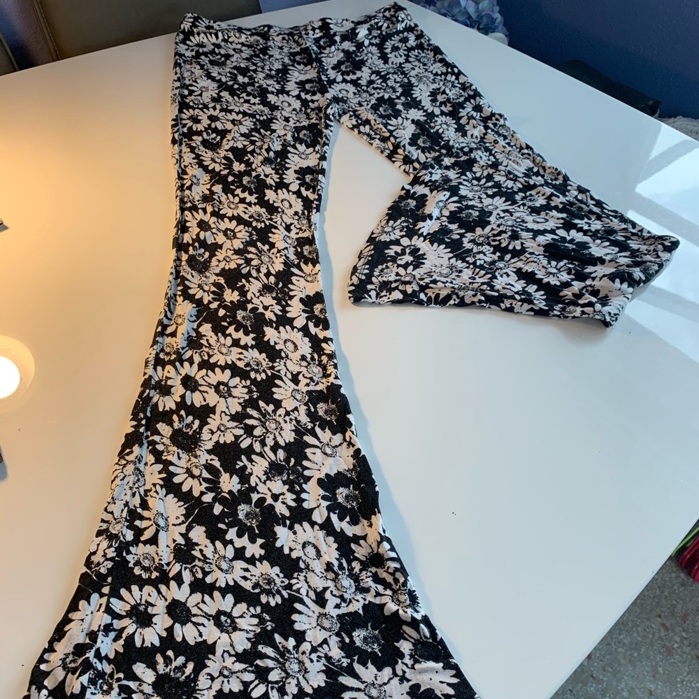 Black and white pants